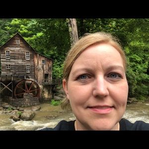 Meet your Posher, Brandy